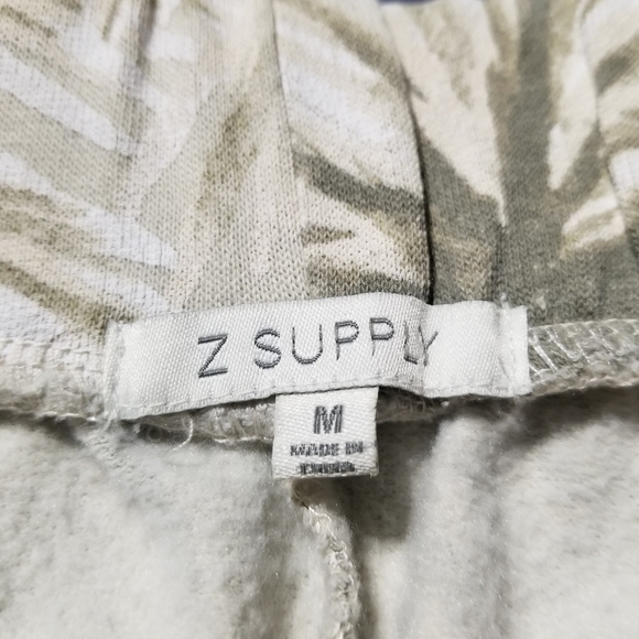 Z supply palm tree jogger - Picture 5 of 6